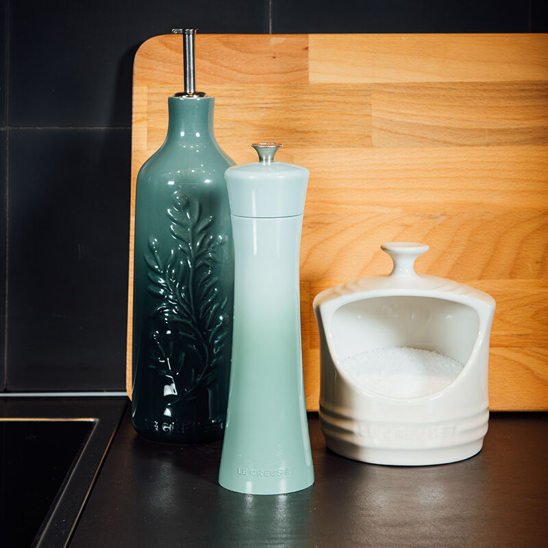 Minimalist Pepper Mill | Le Creuset